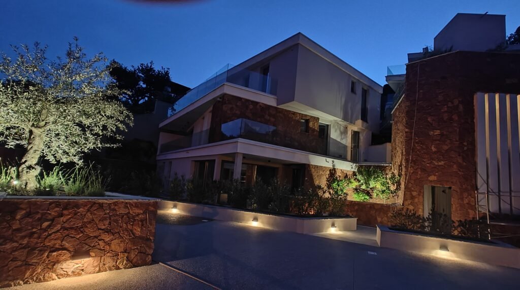 Page 3 photo de gauche